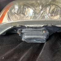03 Lincoln Navigator Right Head Lamp