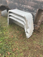Trailer Fenders with Mounting Plate - Aluminum - 29 3/4 x 8