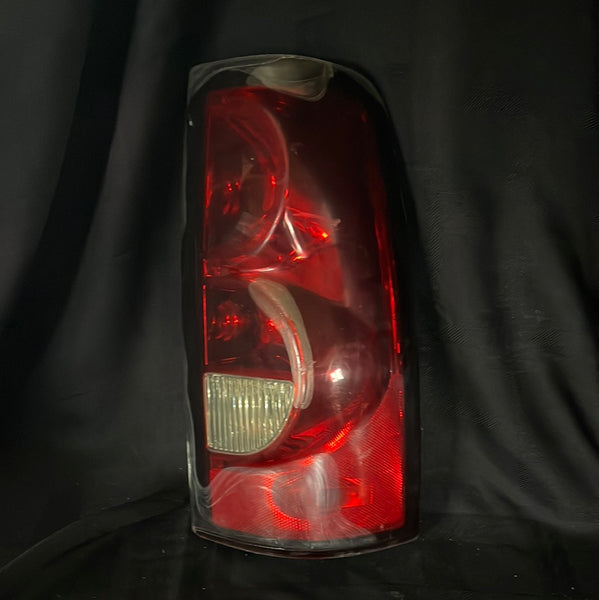 04-07 Silverado Tail lamp set