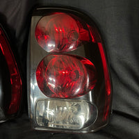 02-09 Chevy Trail Blazer Tail lamp